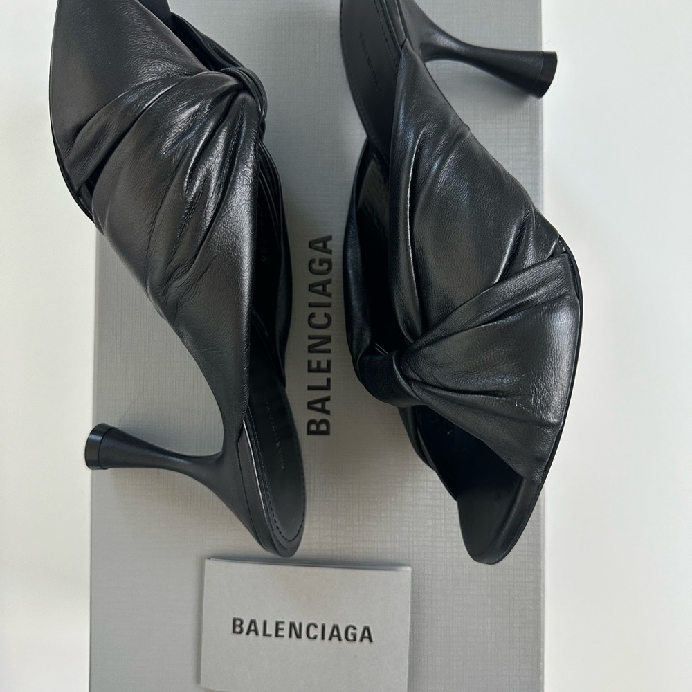 Brand new with box and shoes bag Drapy Twist Balenciaga sandals EU size 38.5 - Picture 4 of 10
